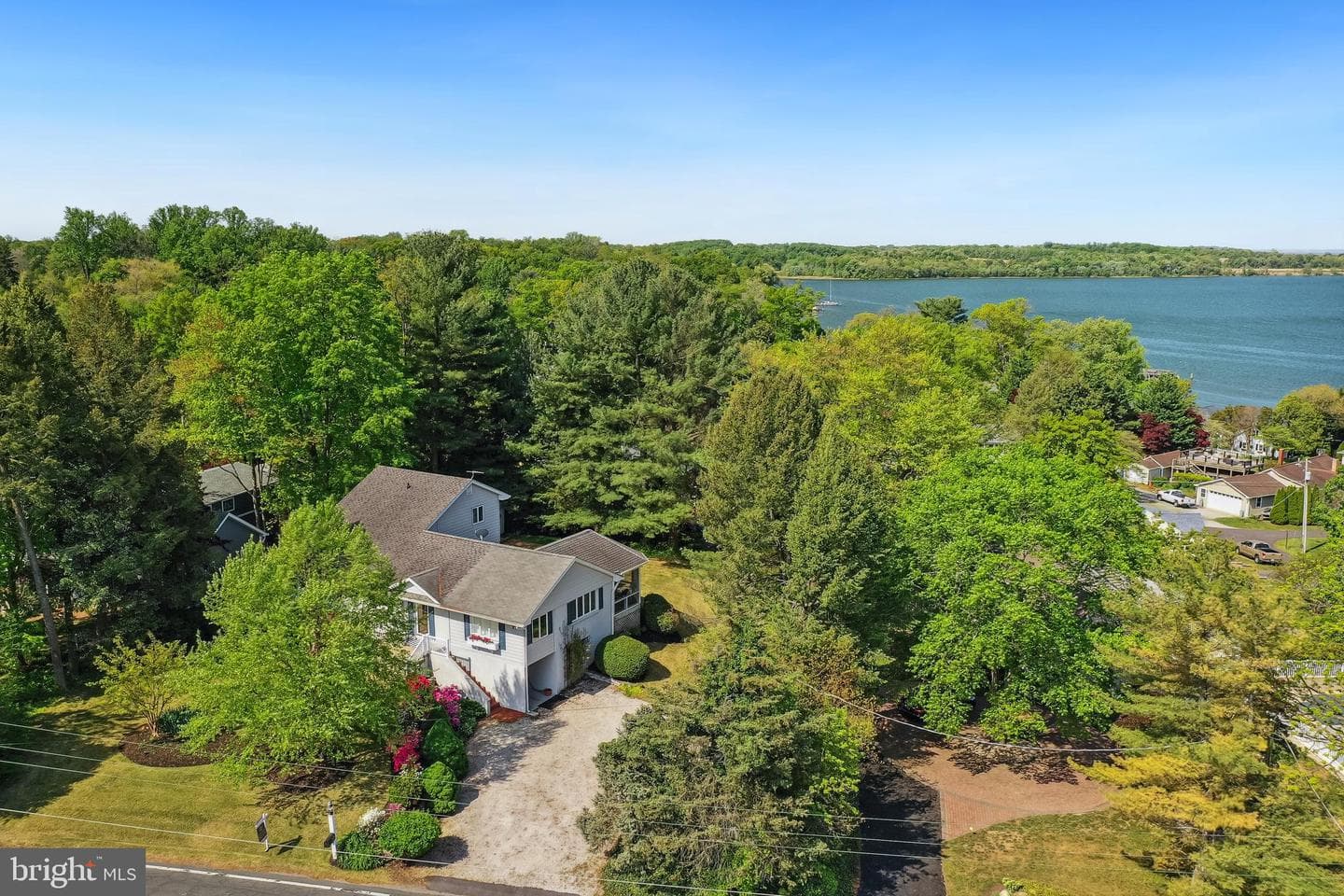 14180 Kentmore Park Road photo 38
