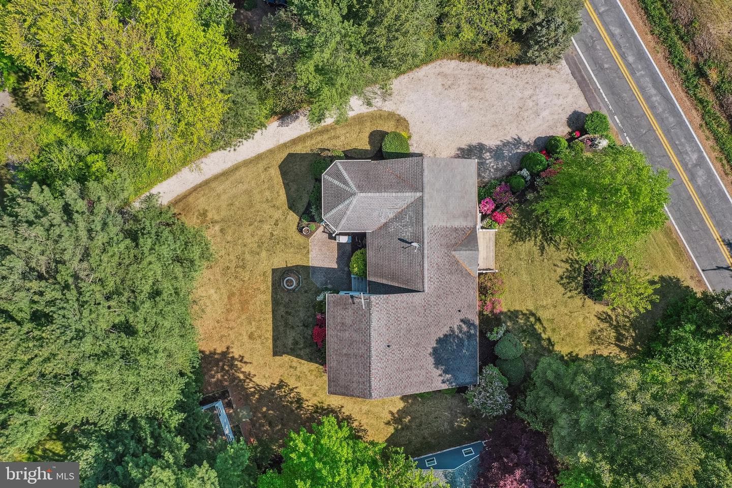 14180 Kentmore Park Road photo 42