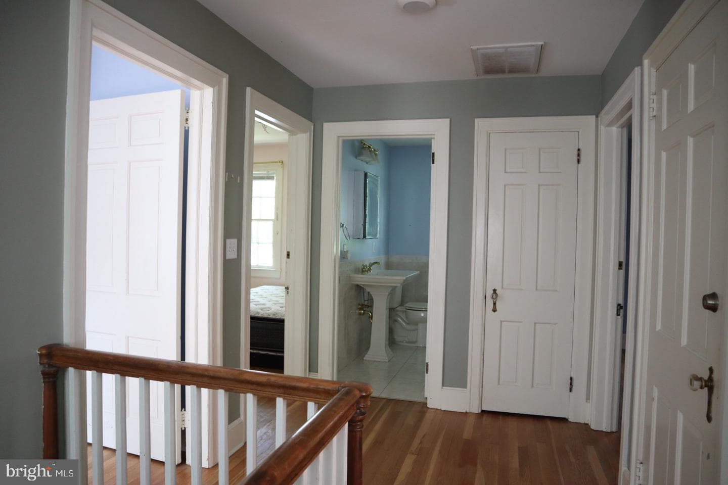 305 Washington Avenue photo 13