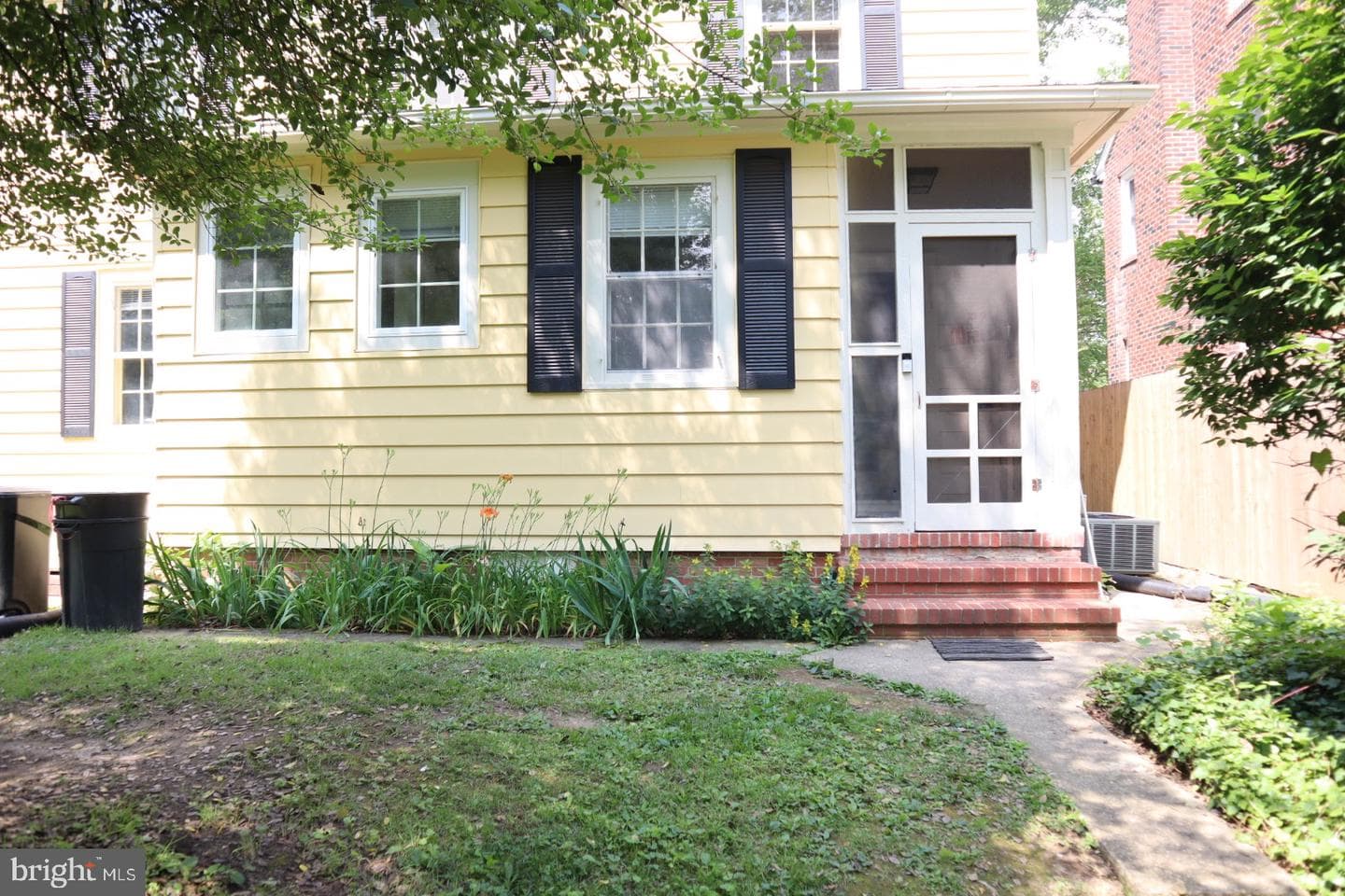 305 Washington Avenue photo 2