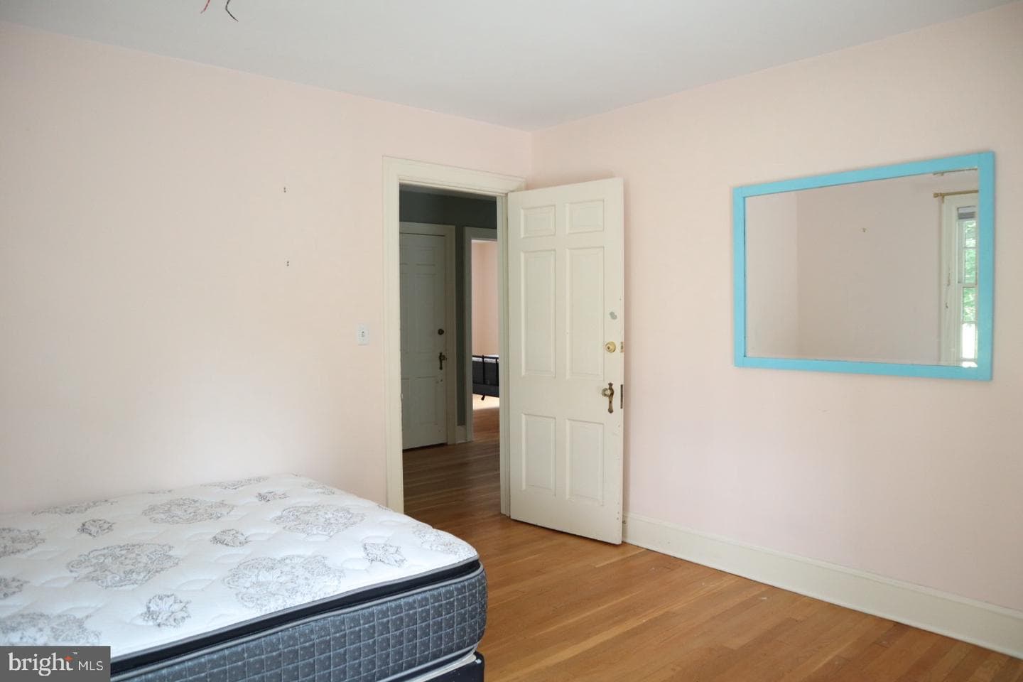 305 Washington Avenue photo 20
