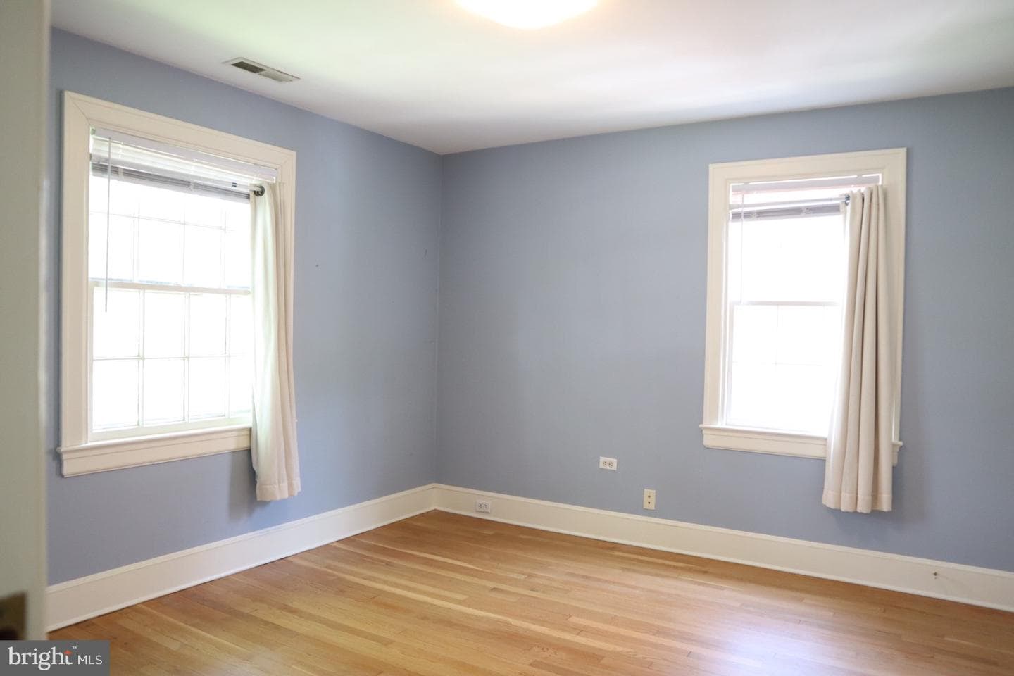 305 Washington Avenue photo 21