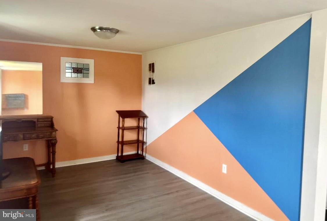 21899 Lovers Lane photo 4