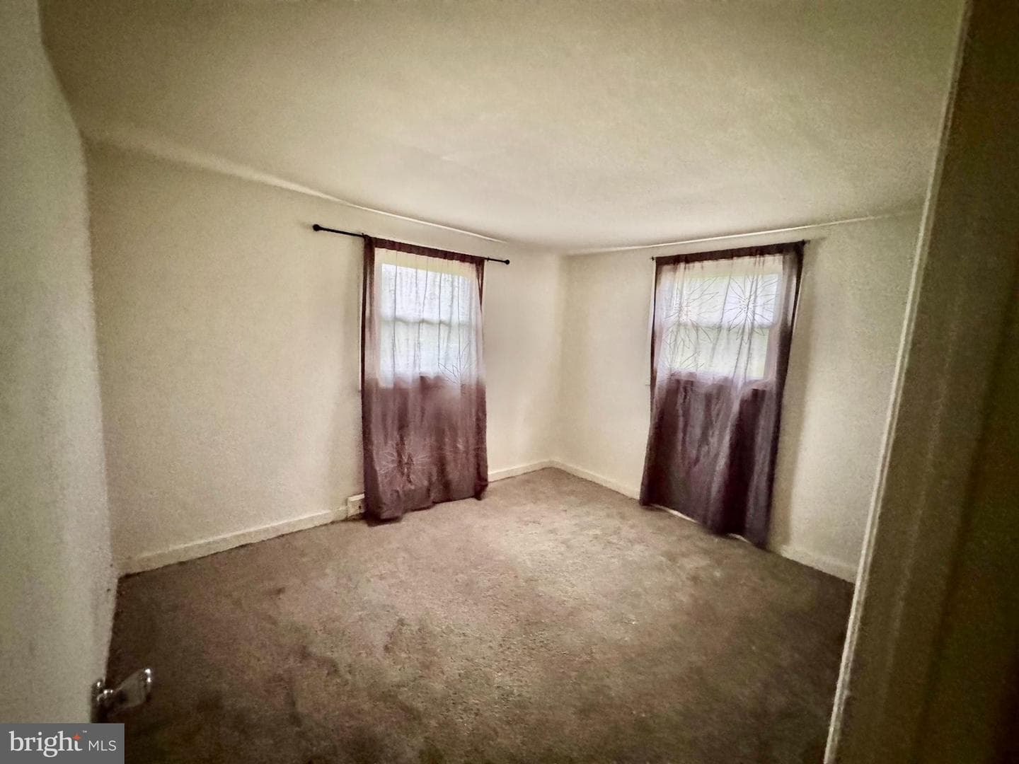 21899 Lovers Lane photo 8