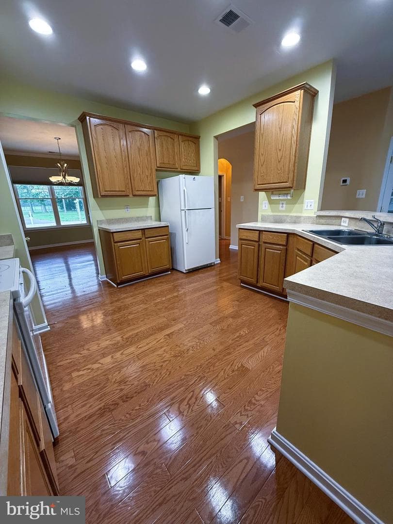 169 Millington Road photo 10