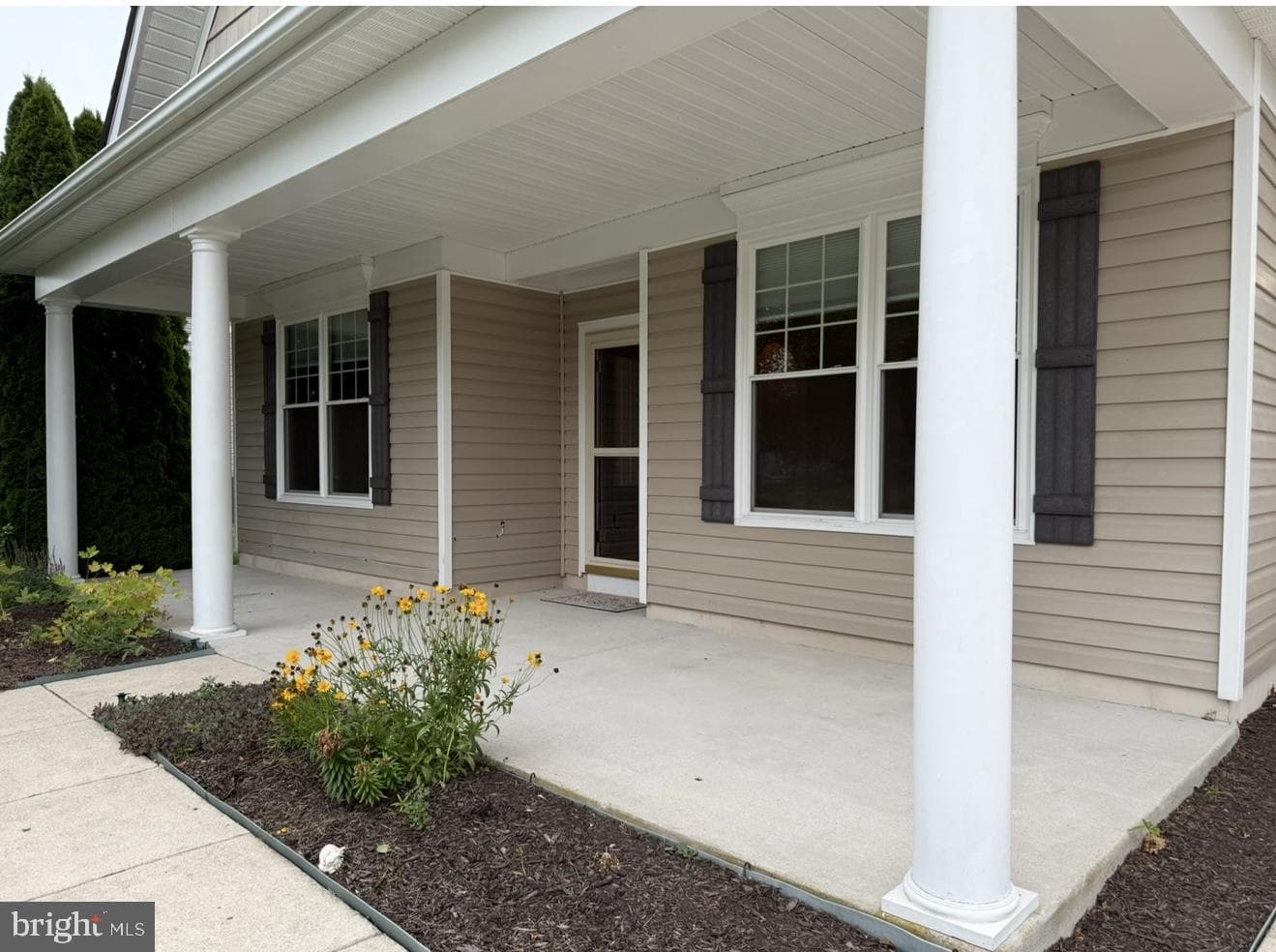 169 Millington Road photo 3