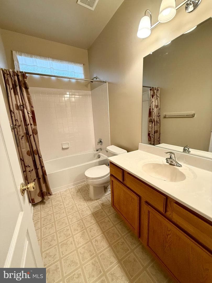 169 Millington Road photo 40