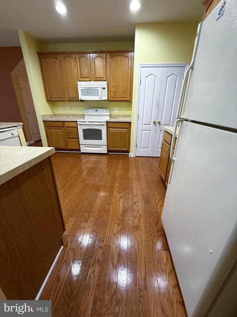 169 Millington Road photo 9