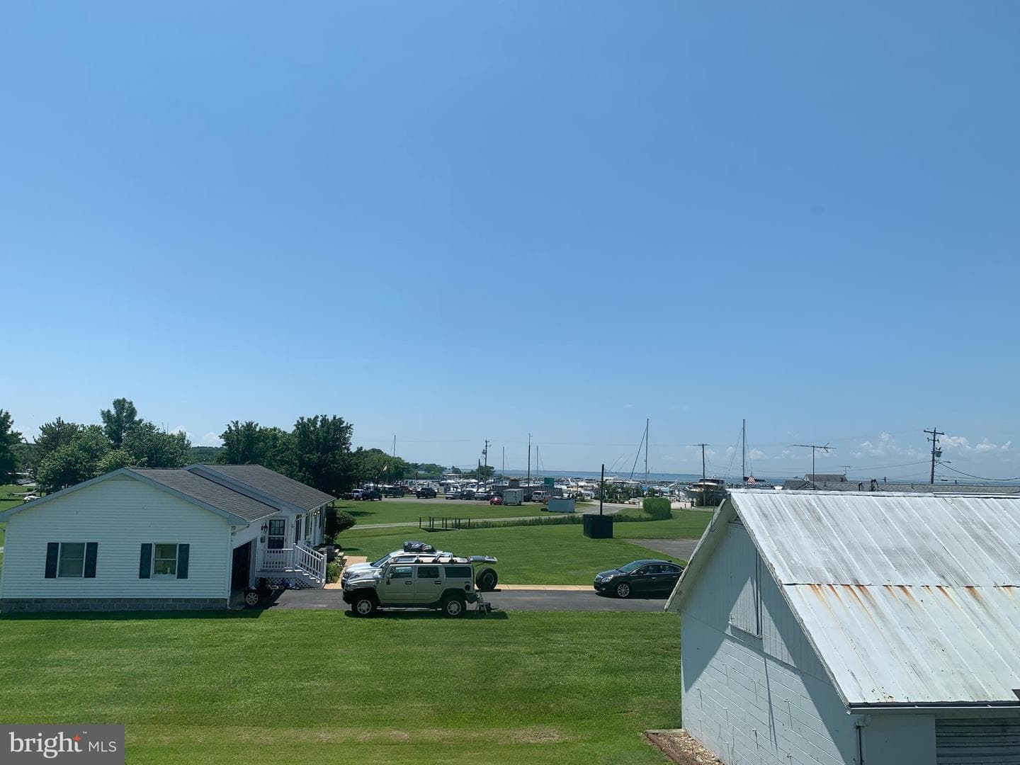 21055 Bayside Avenue photo 24