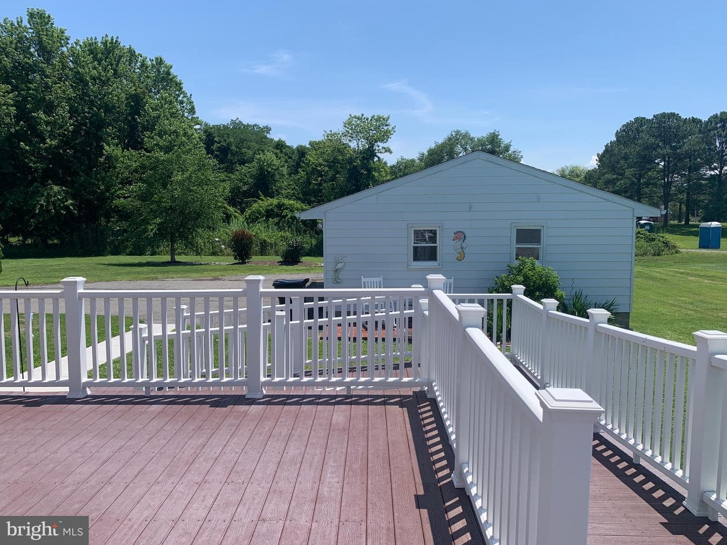 21055 Bayside Avenue photo 5