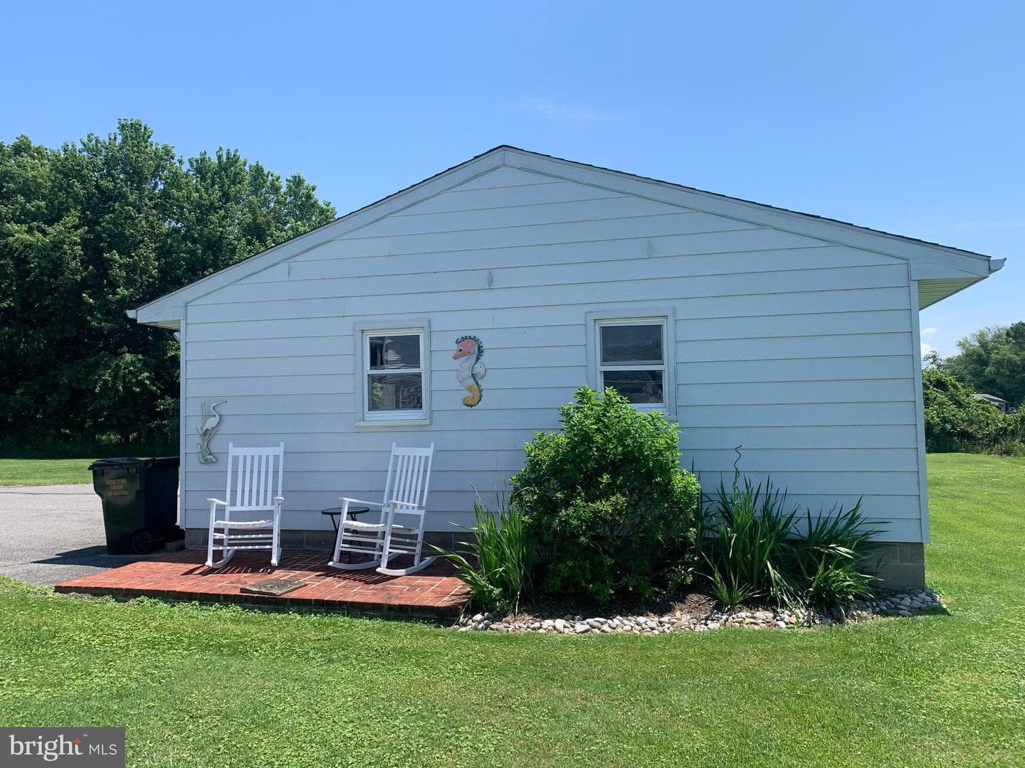 21055 Bayside Avenue photo 8