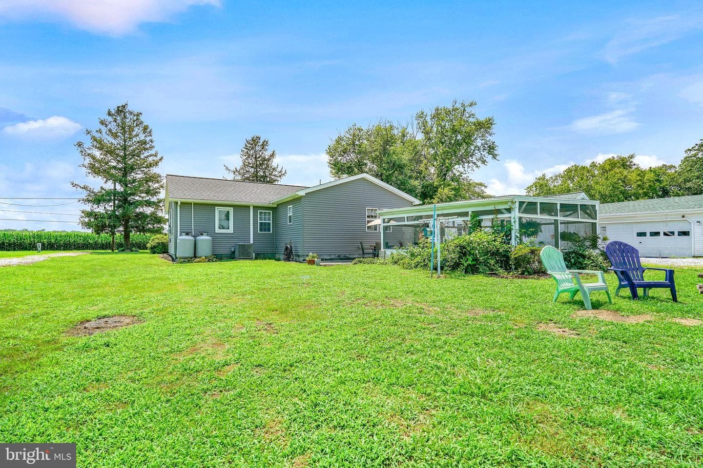 7425 Wilkins Lane photo 5