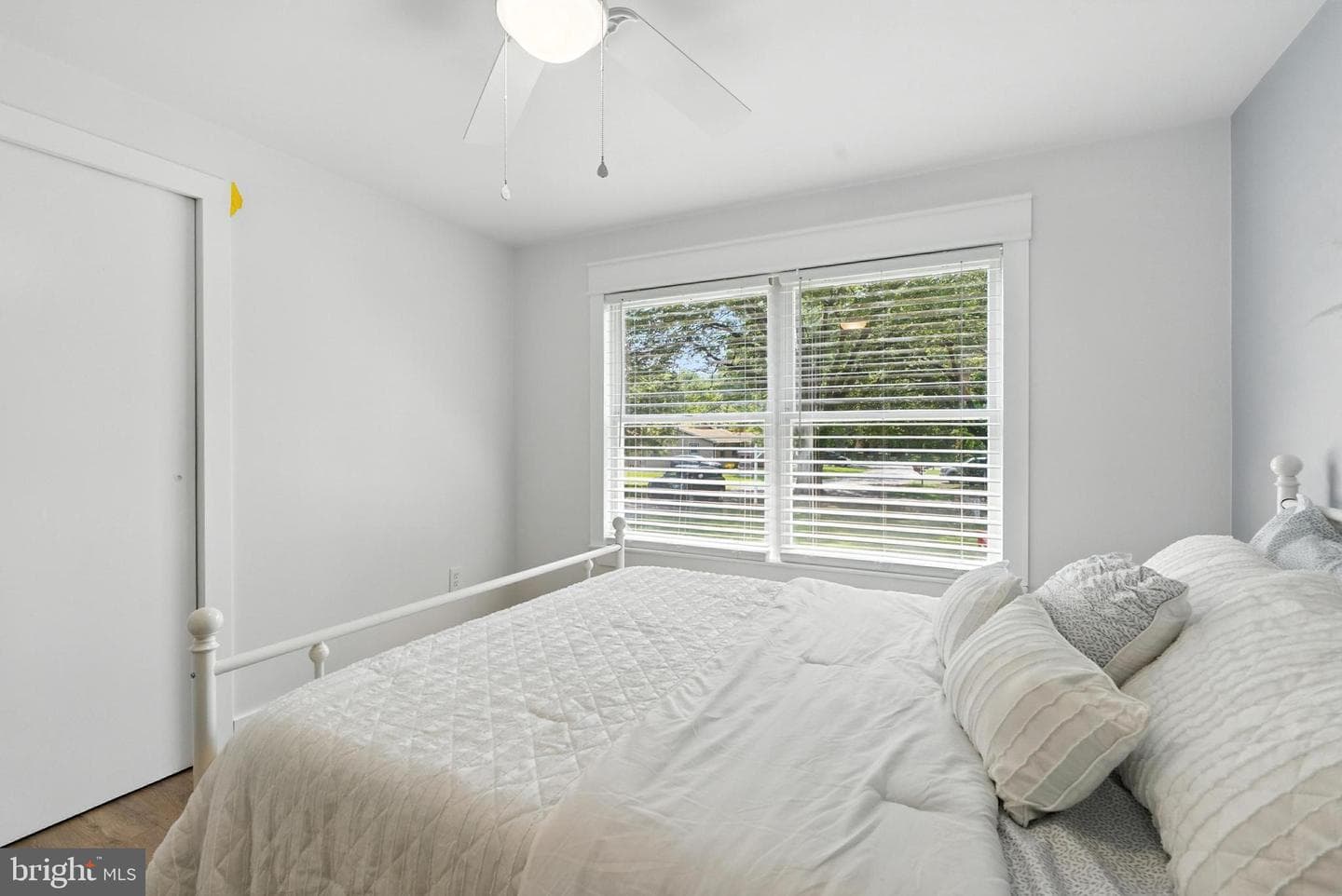 21311 Lee Street photo 9