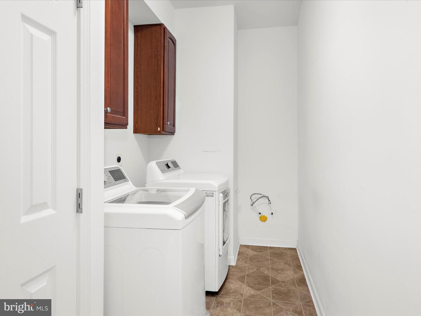 103 Adela Way photo 36