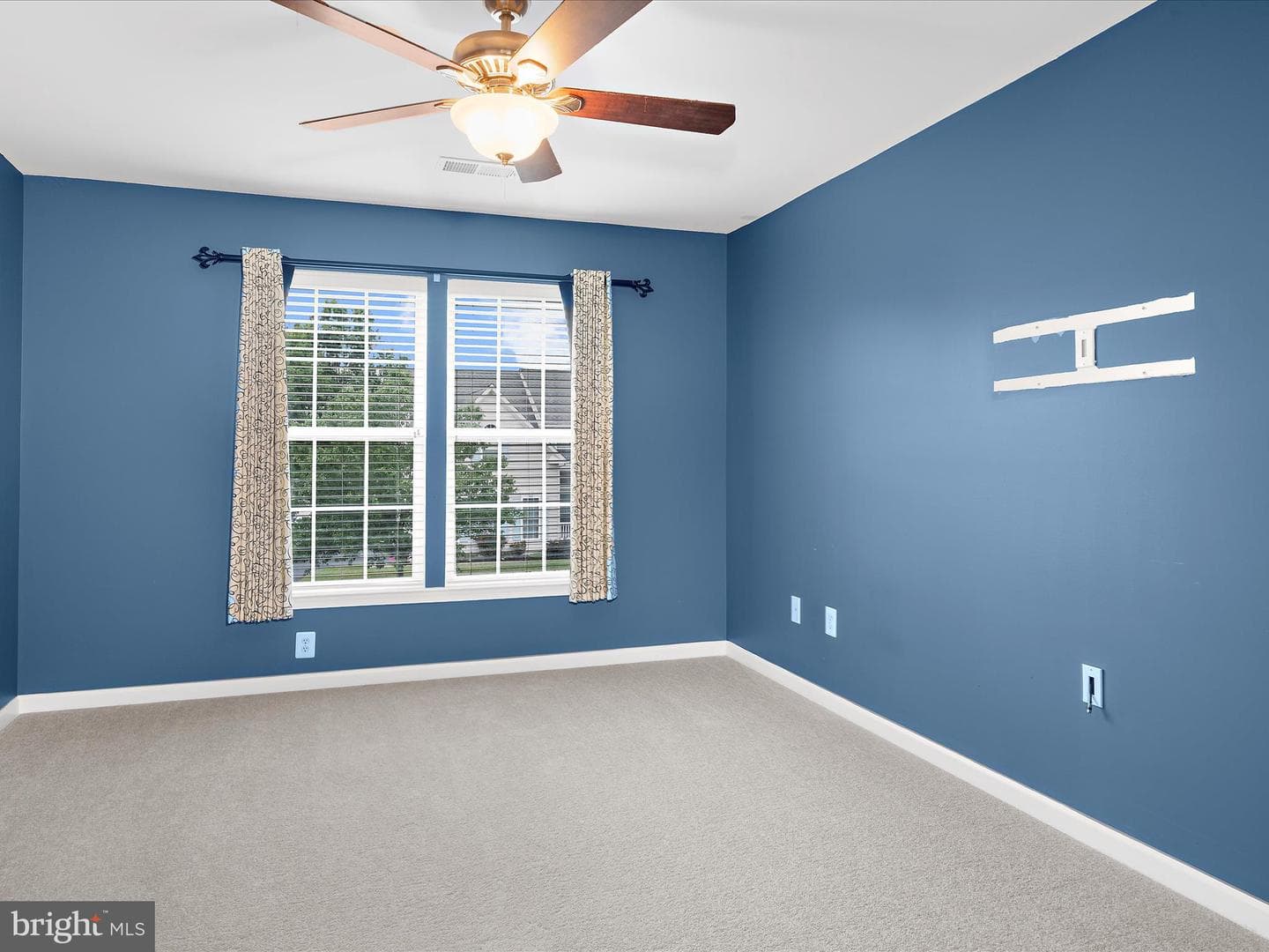 103 Adela Way photo 48