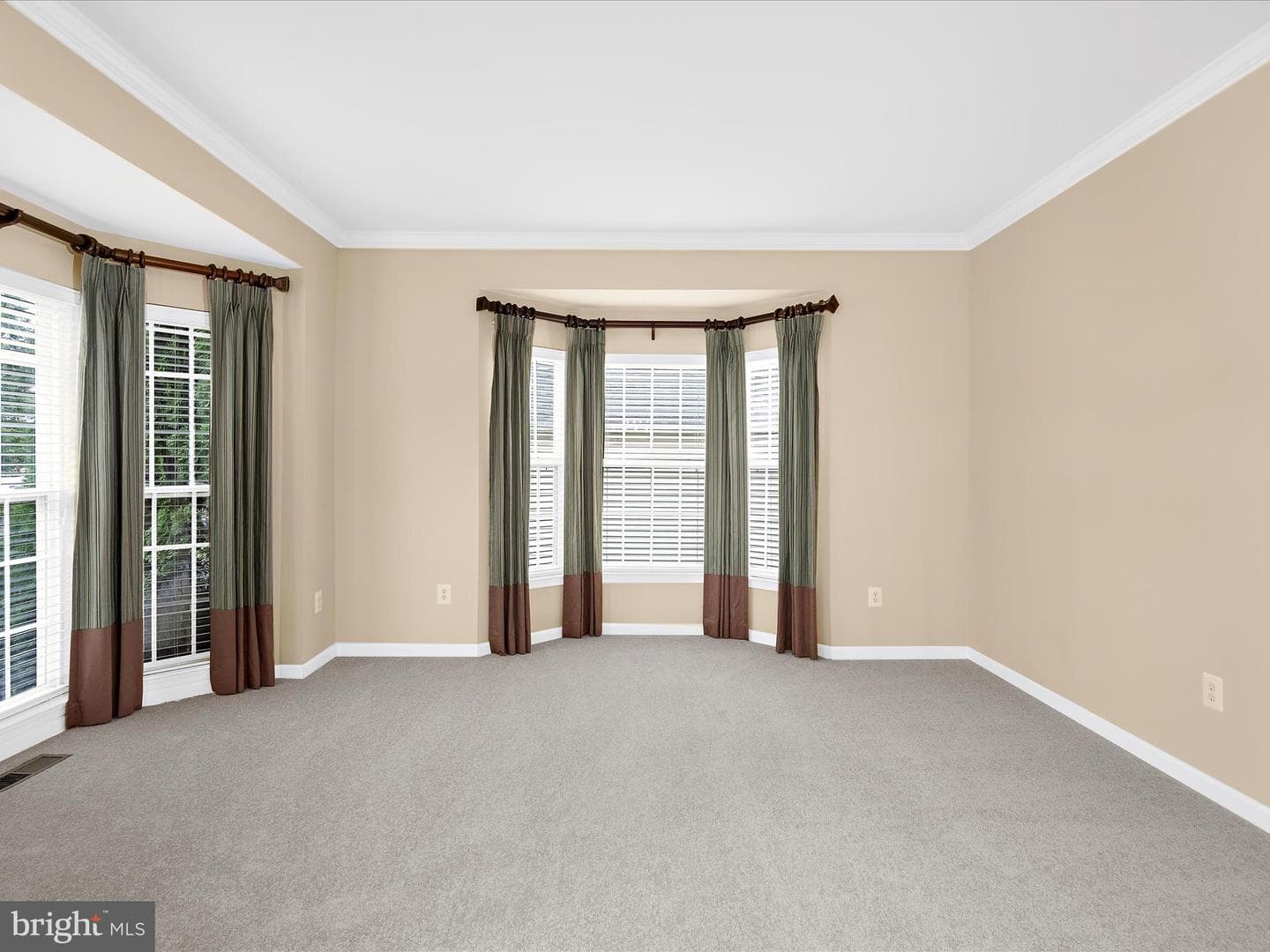 103 Adela Way photo 6