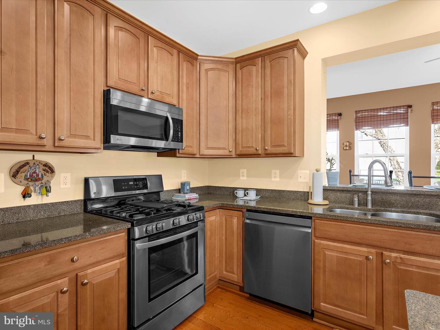 100 Adela Way photo 22