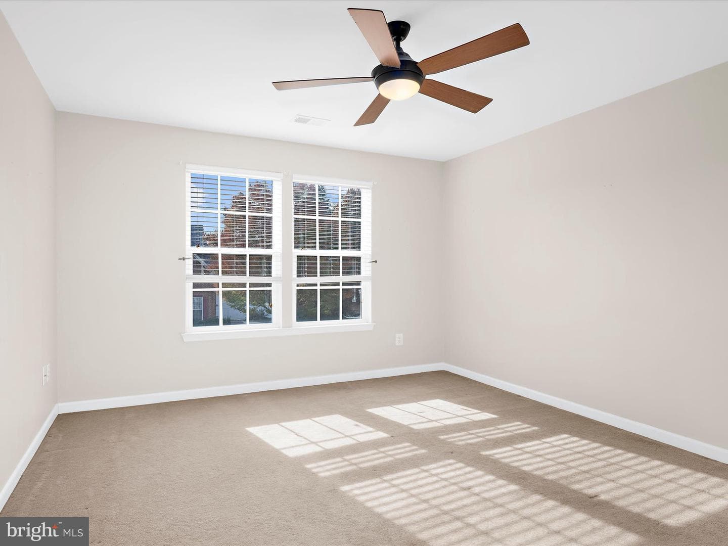 100 Adela Way photo 27