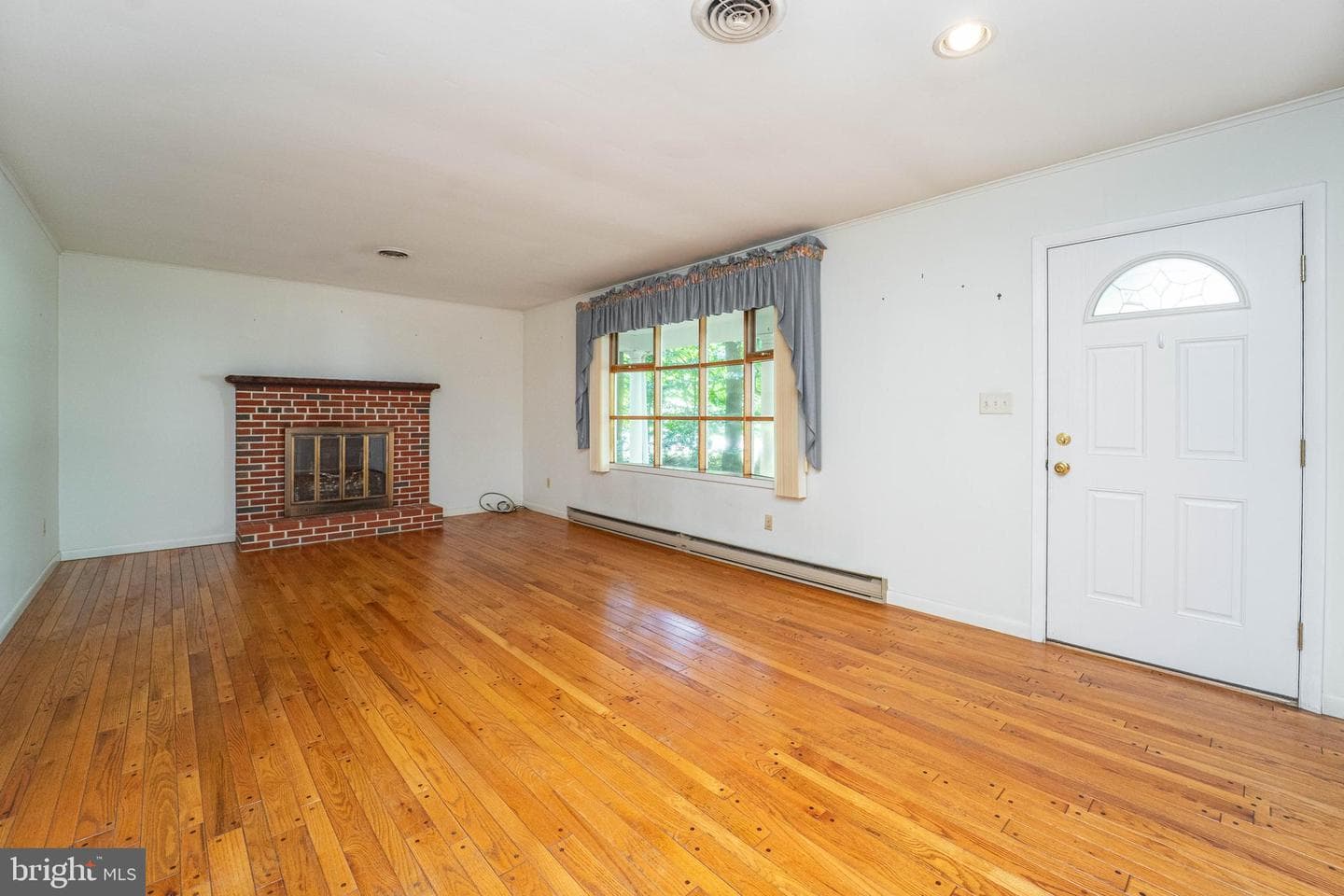 10751 Millbrook Drive photo 10