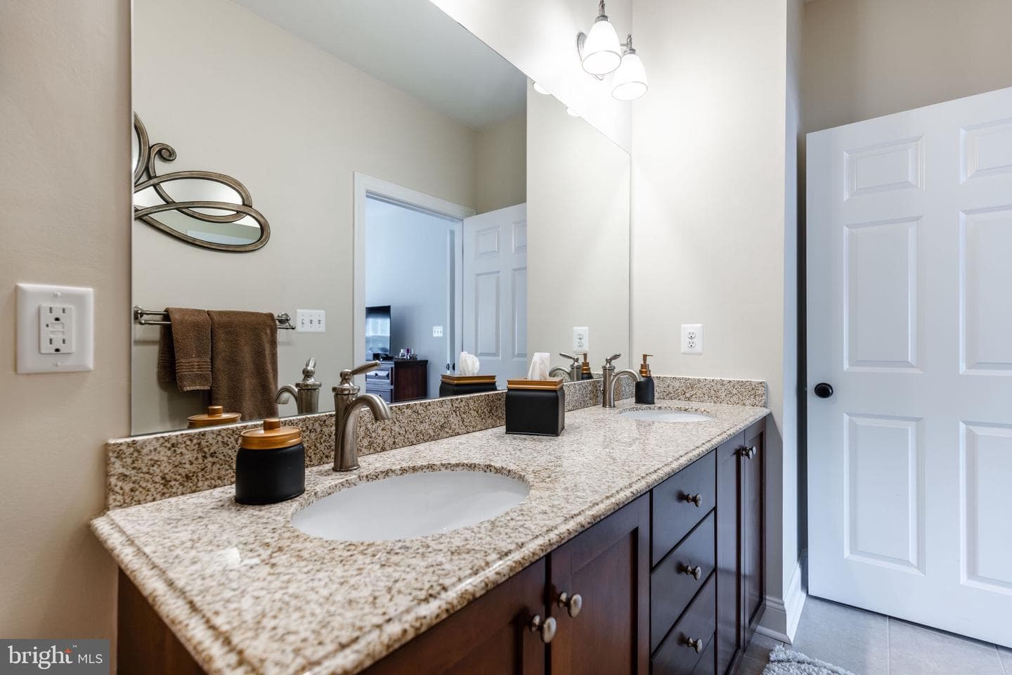 103 Landing Lane photo 54