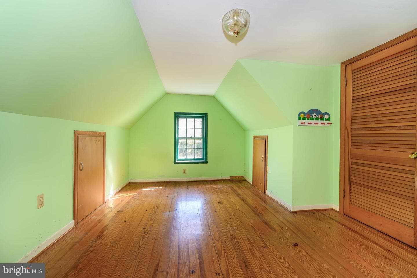 27741 Lambs Meadow Road photo 28