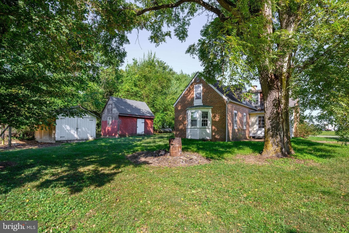 27741 Lambs Meadow Road photo 6