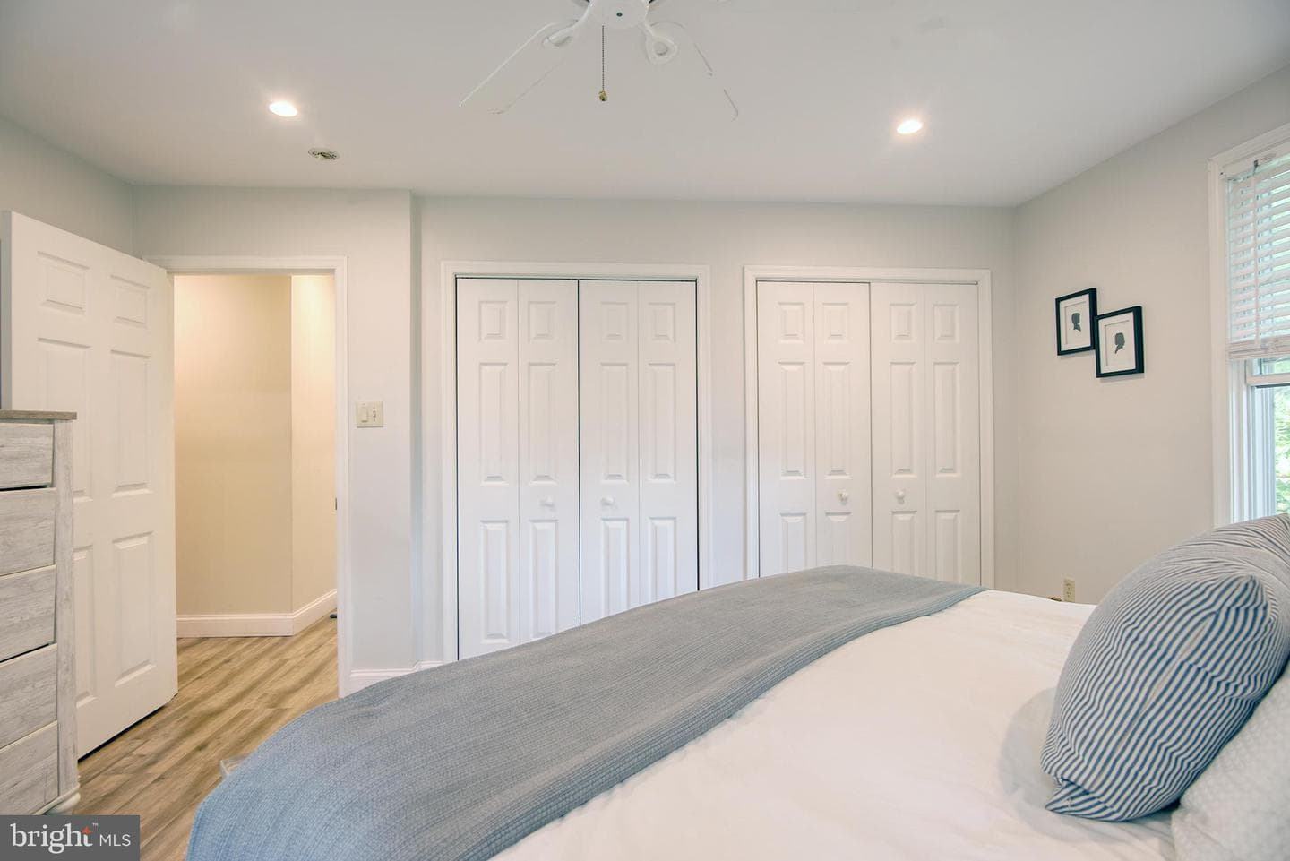 5697 Walnut Street photo 24