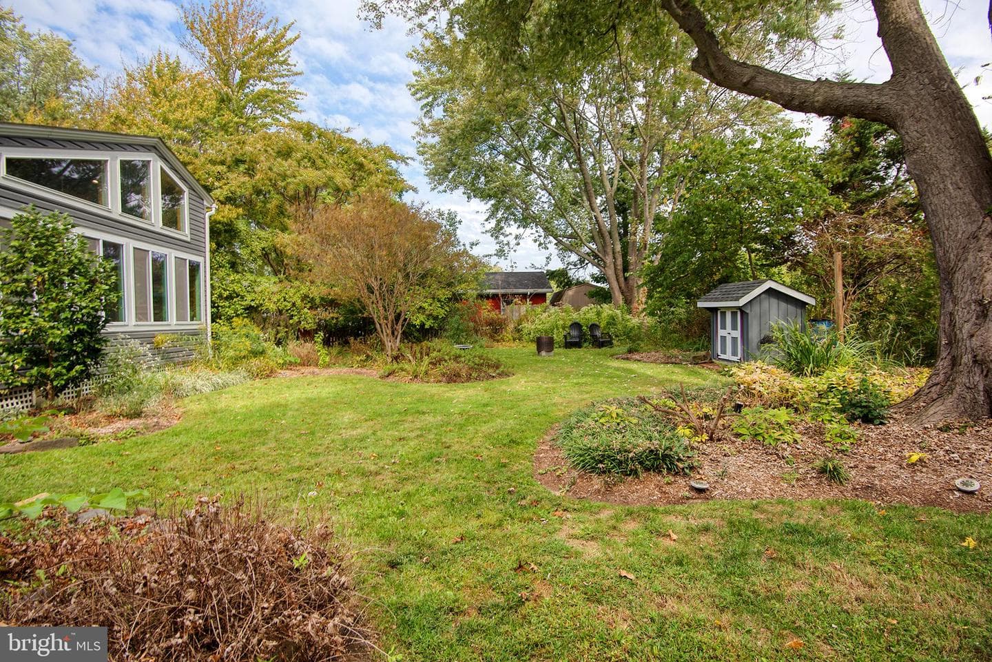 5697 Walnut Street photo 34