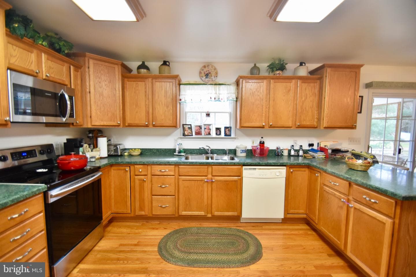 21111 Texas Avenue photo 4