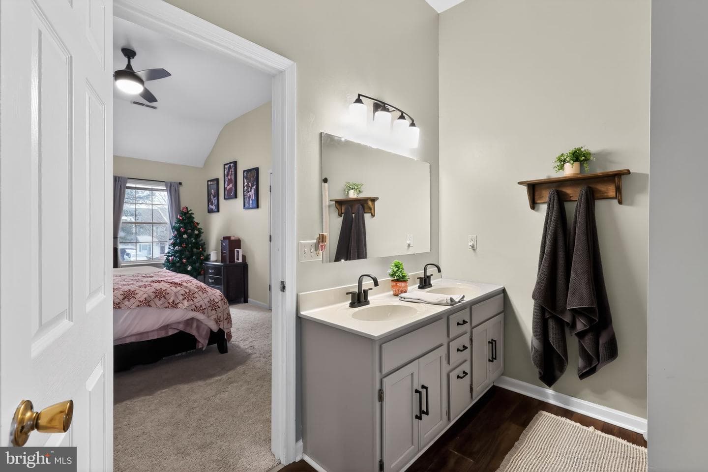 186 Birchwood Lane photo 16