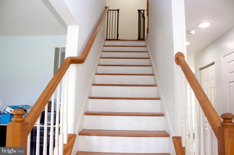 110 Trafford Drive photo 10