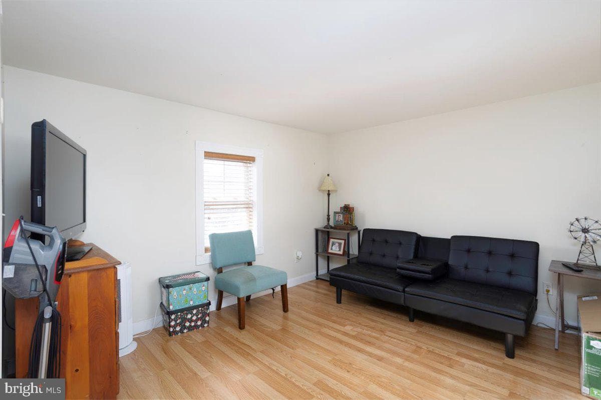 356 Cypress Street photo 9