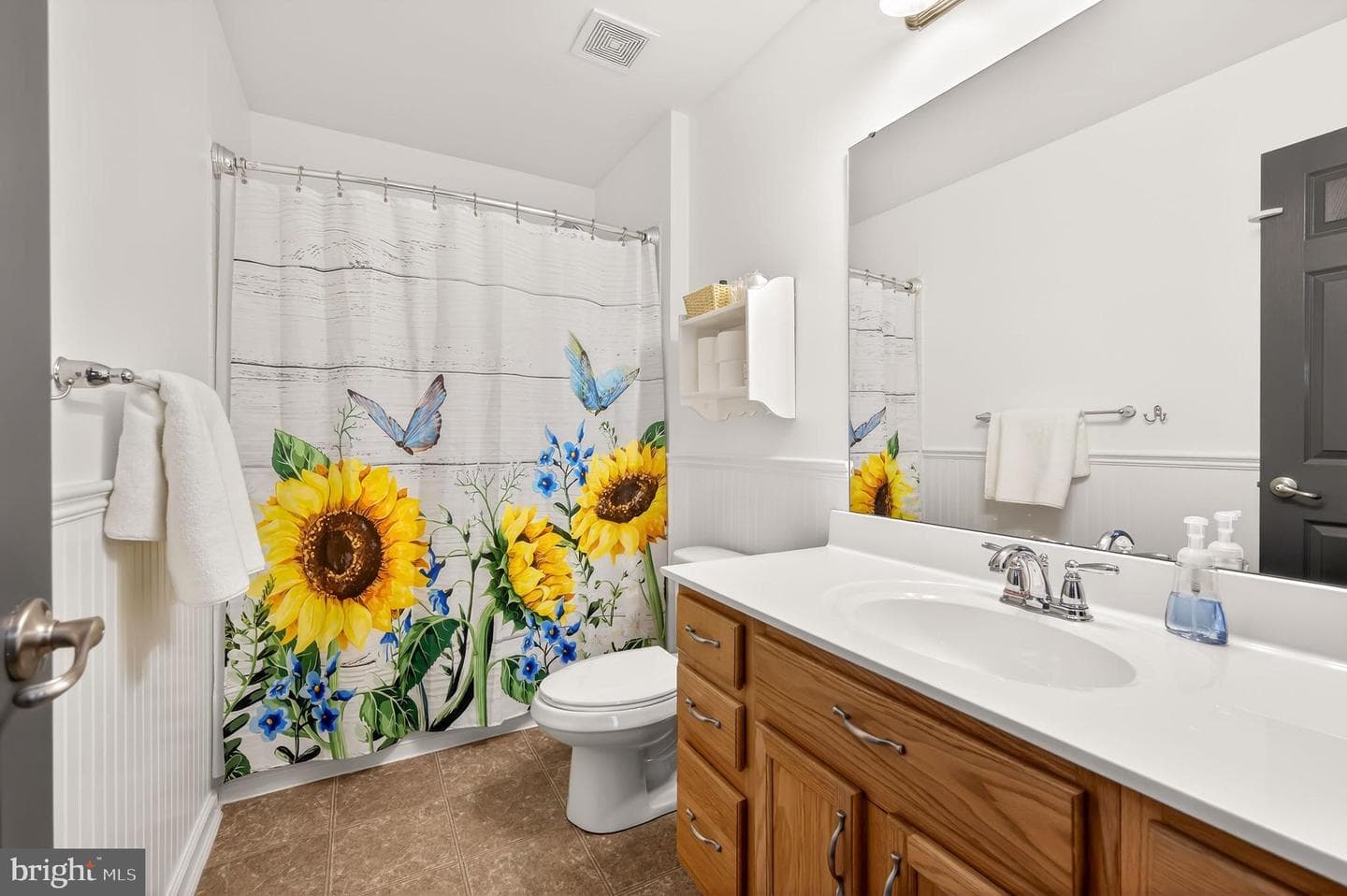 218 Camelot Drive photo 35
