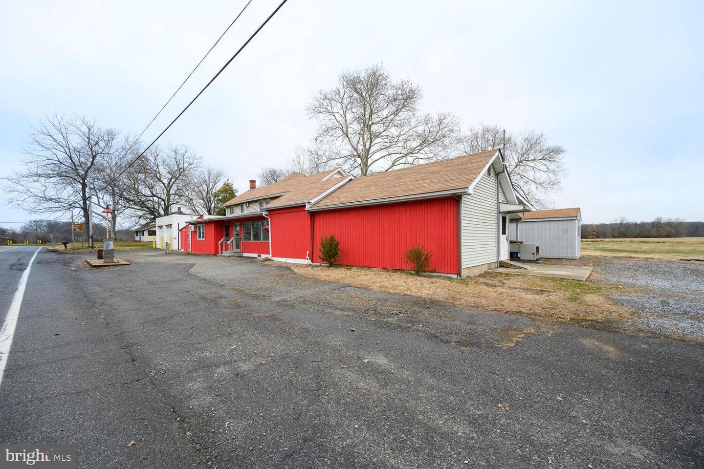 6746 Quaker Neck Road photo 4