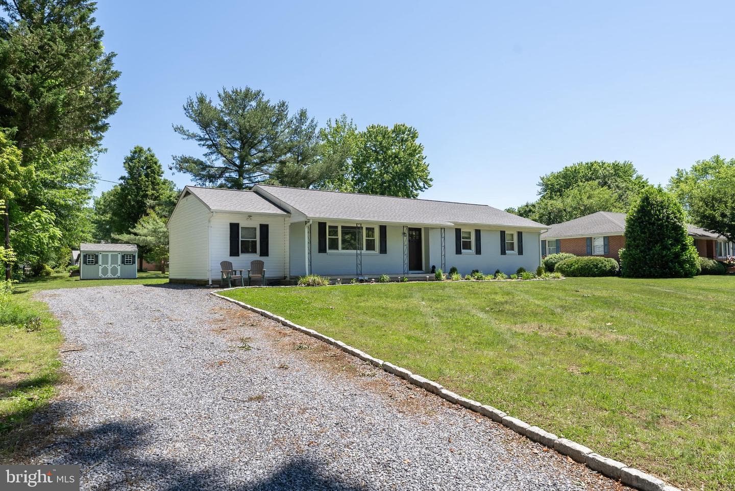213 Byford Drive photo 3