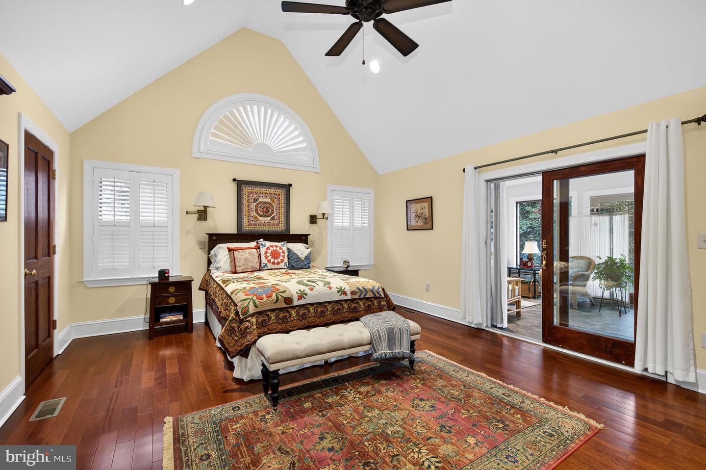 201 Greenwood Avenue photo 32