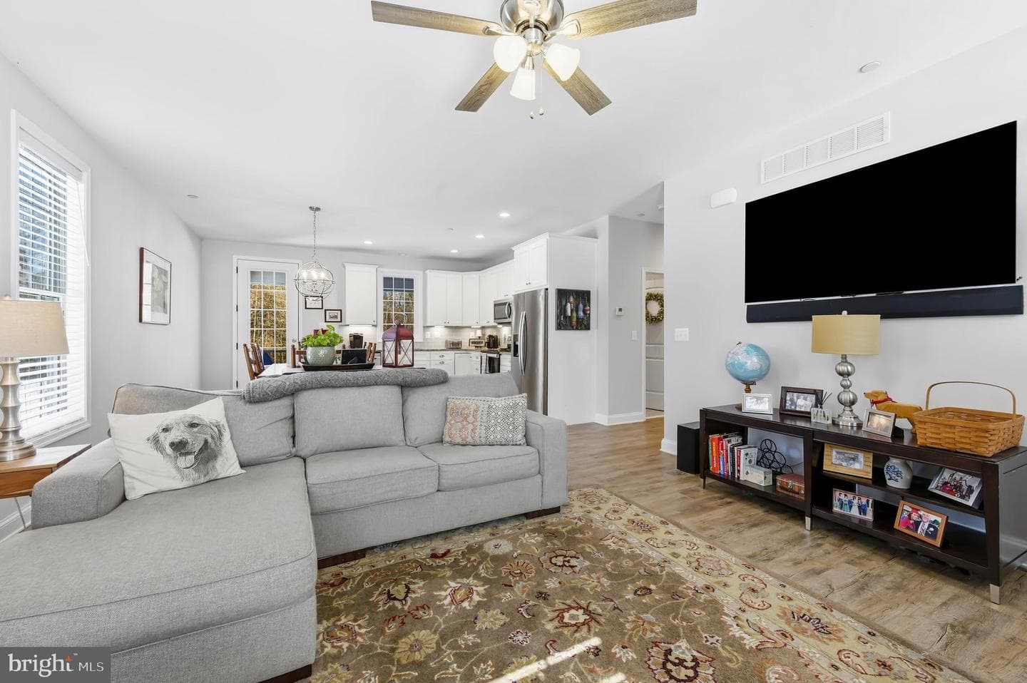 23264 Clarissa Road photo 7