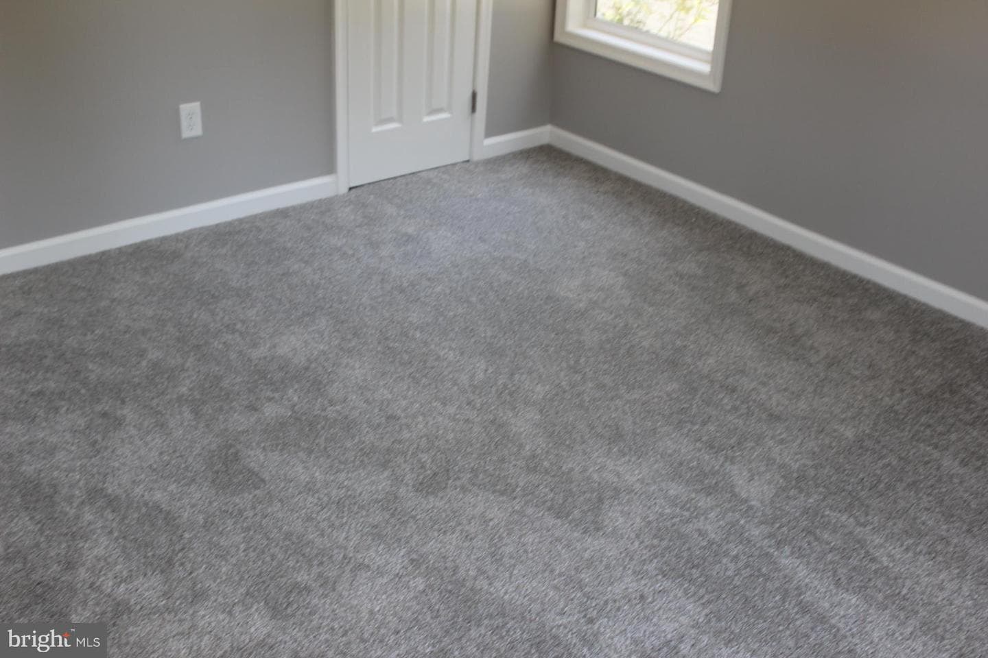 21232 Rock Hall Avenue photo 27
