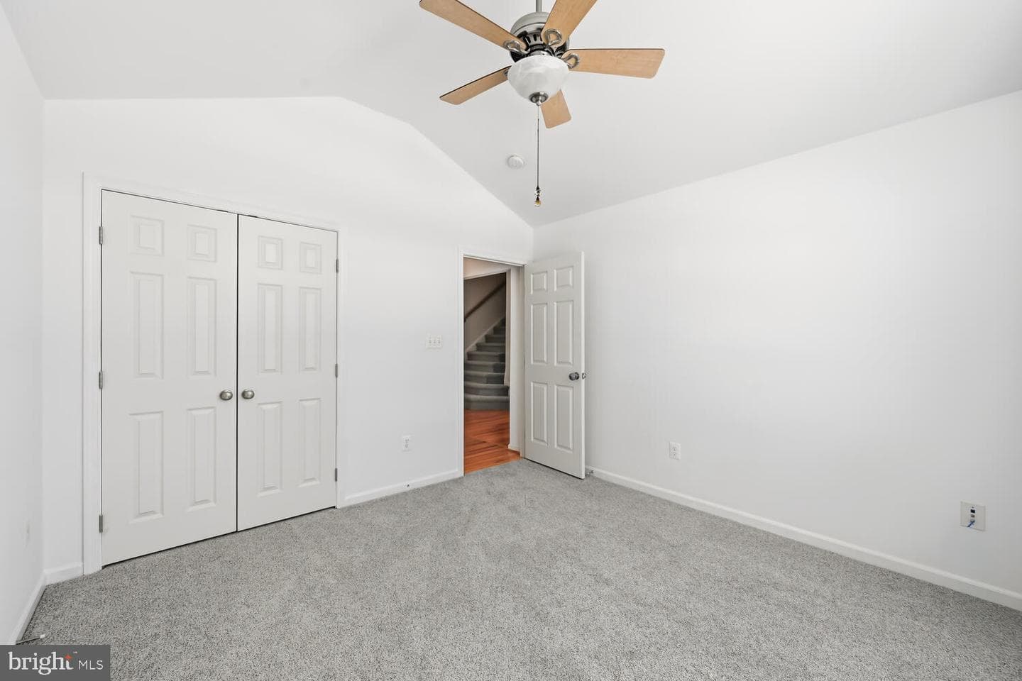 206 Camelot Drive photo 12