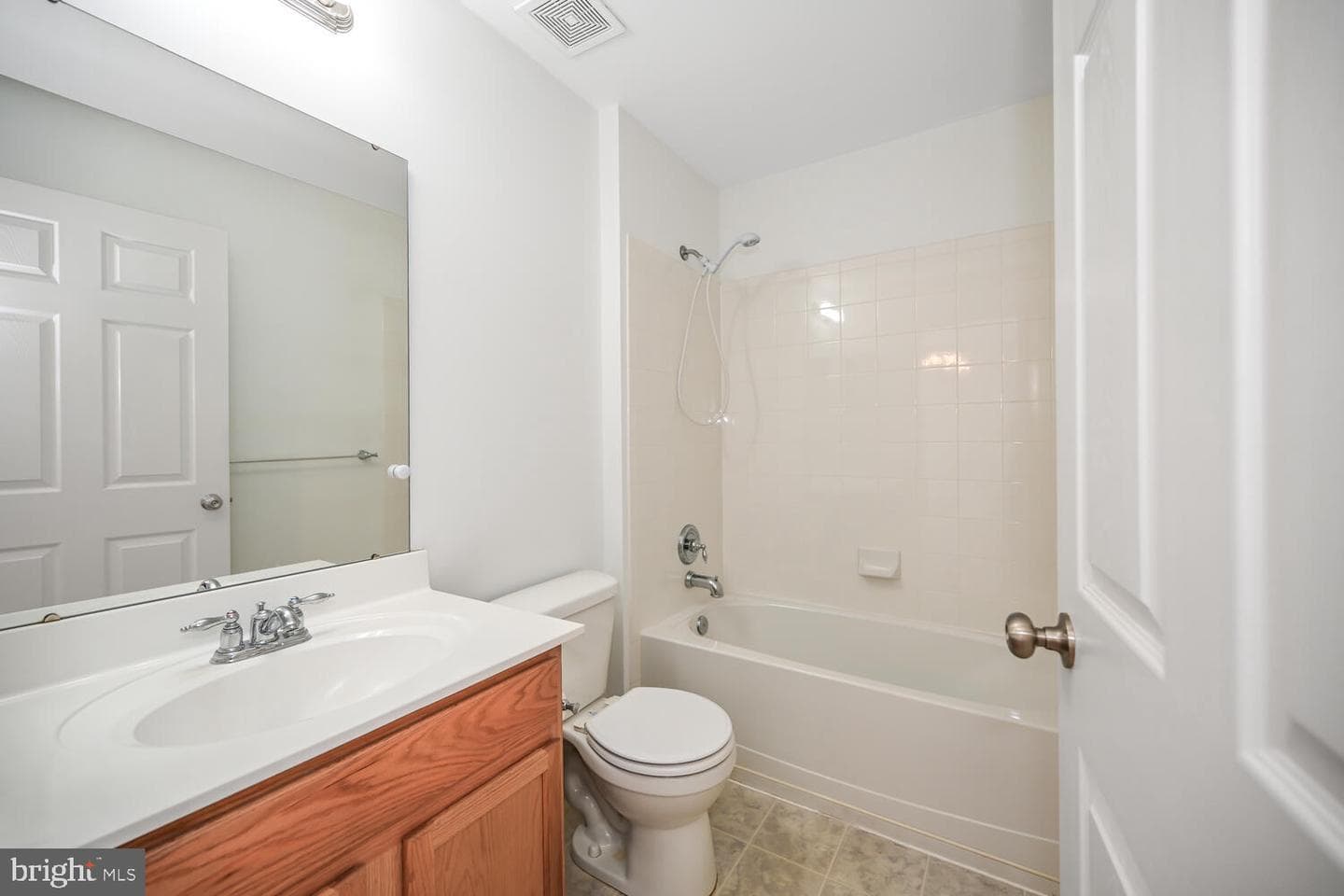 206 Camelot Drive photo 13