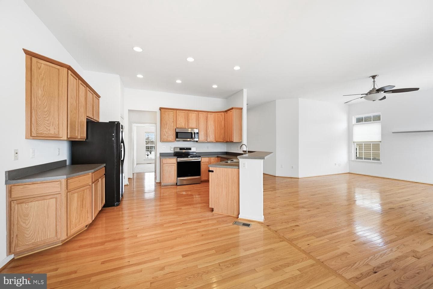 206 Camelot Drive photo 25