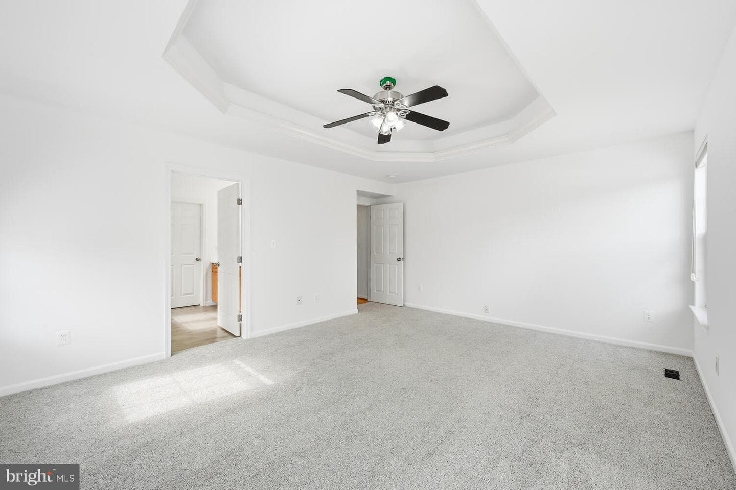 206 Camelot Drive photo 38