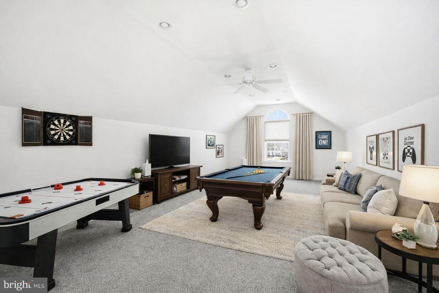 206 Camelot Drive photo 46