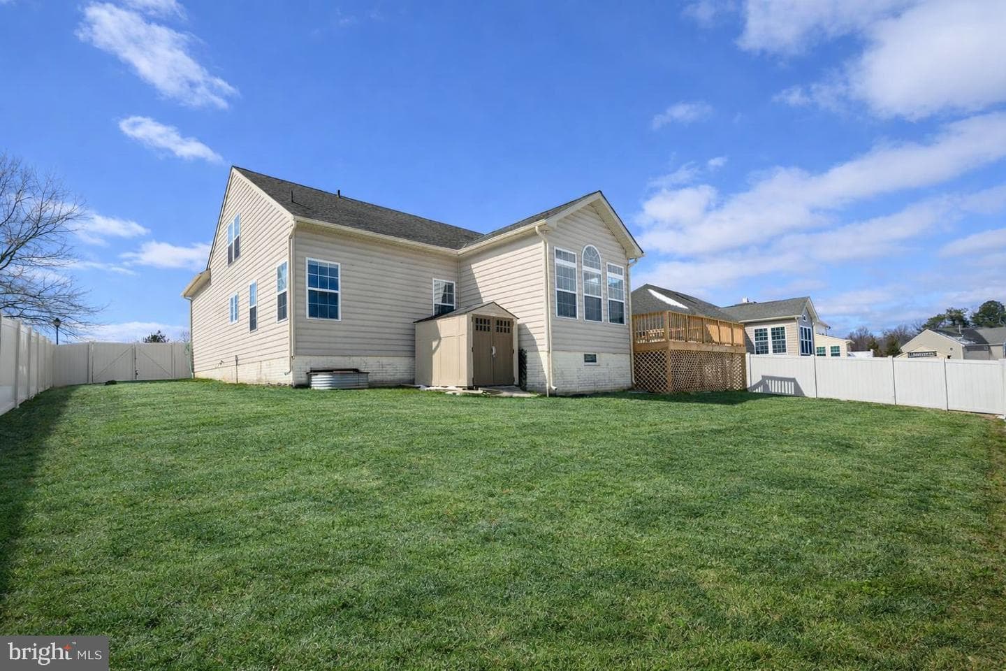 206 Camelot Drive photo 63
