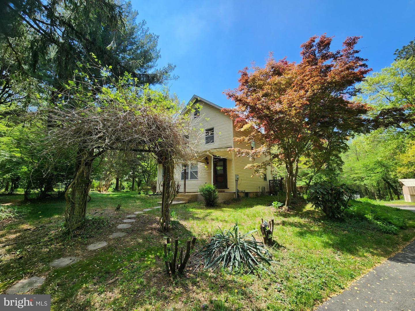 201 Ericsson Avenue photo 8