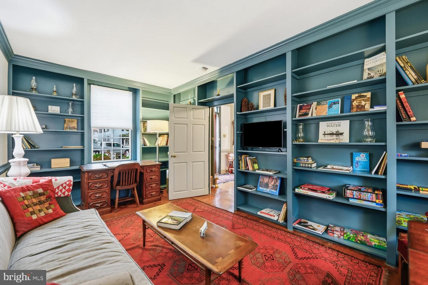 106 Queen Street S photo 31