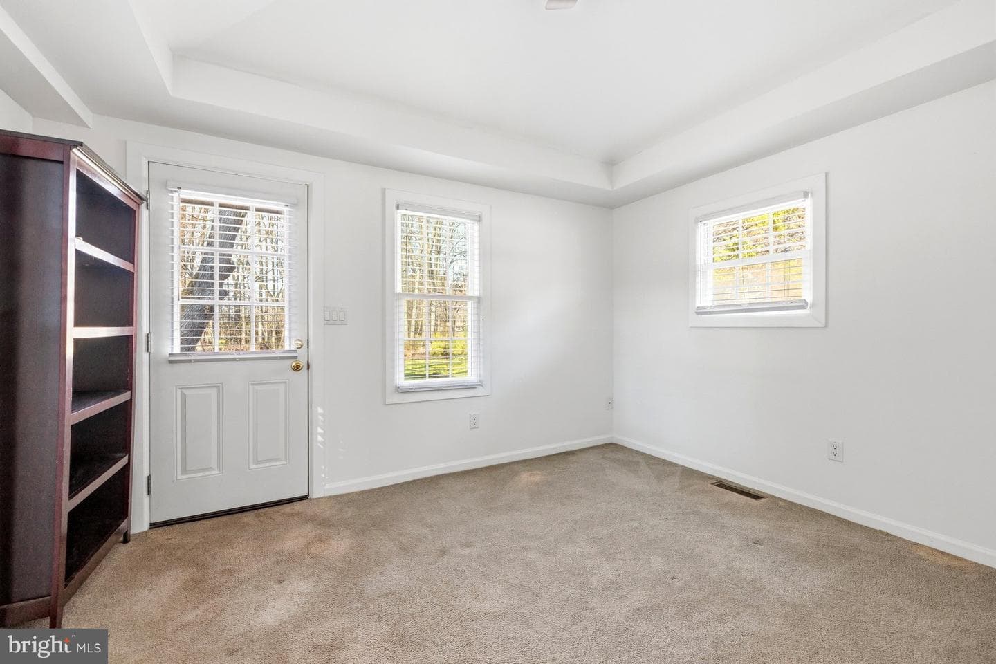 5188 Skinners Neck Road photo 11