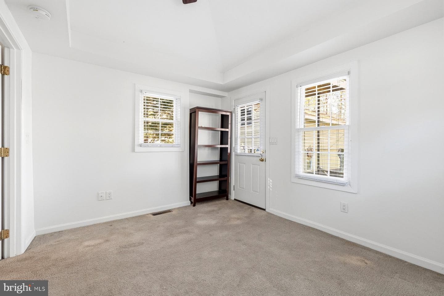 5188 Skinners Neck Road photo 13
