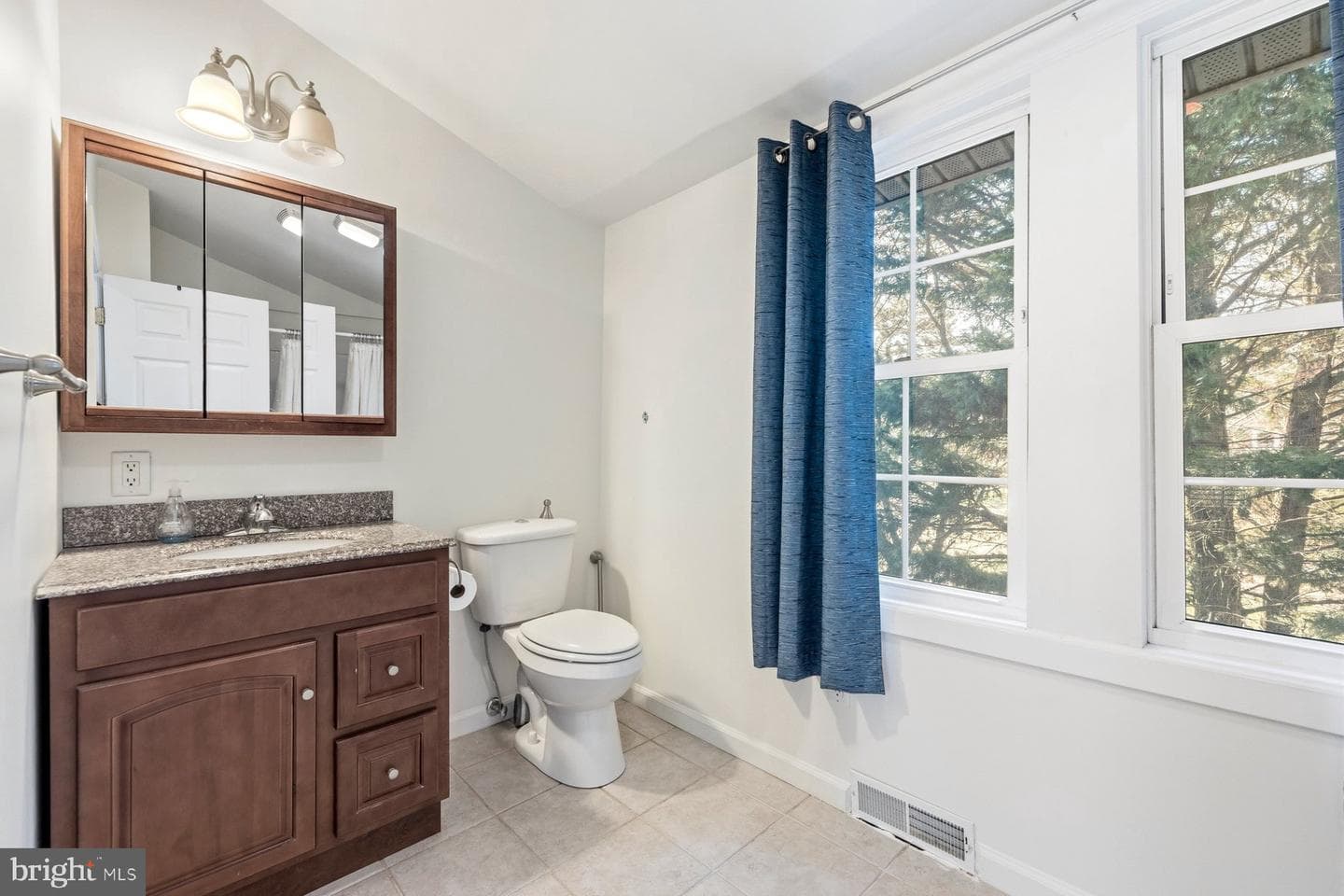 5188 Skinners Neck Road photo 14