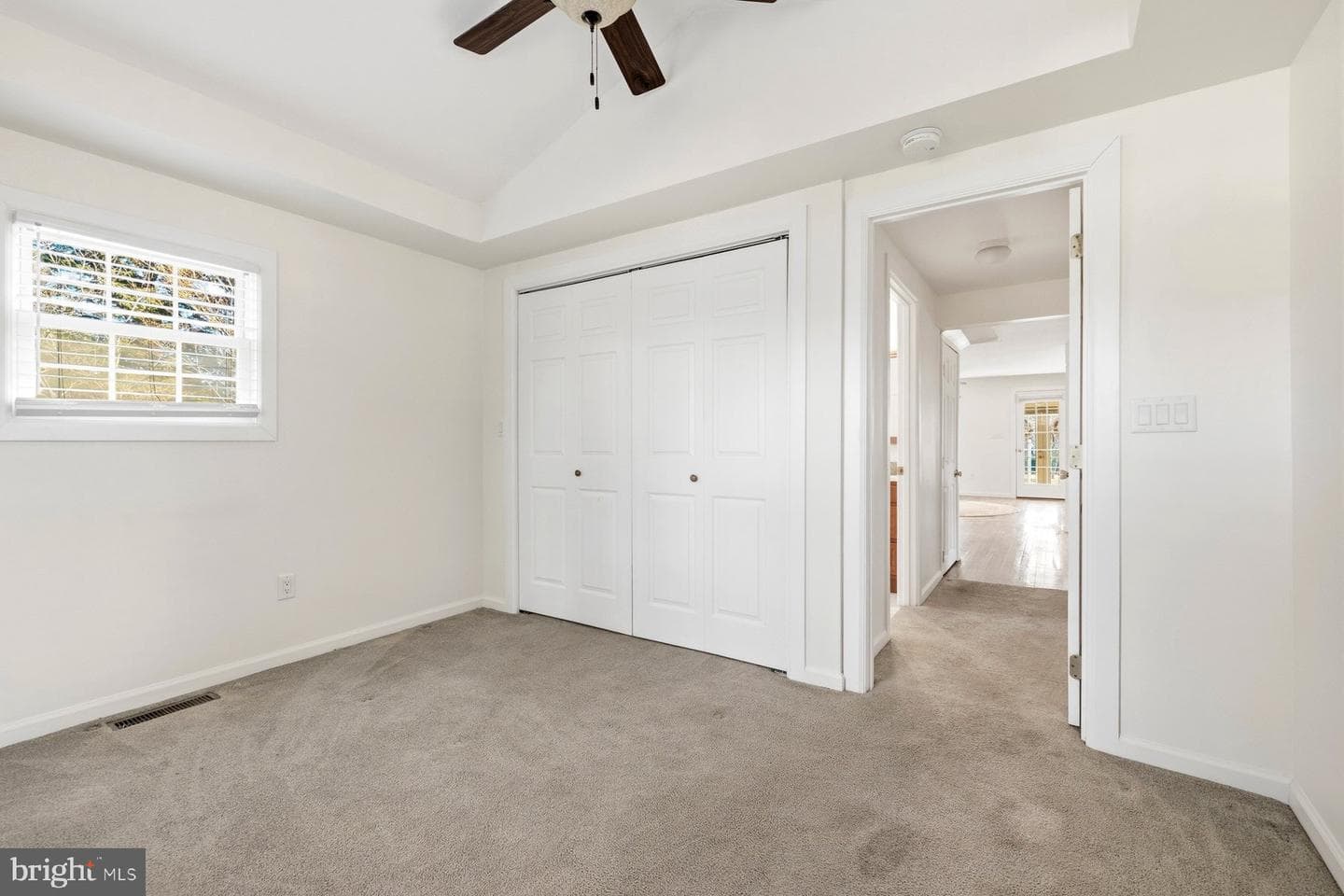 5188 Skinners Neck Road photo 20